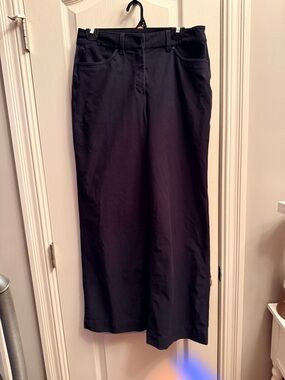 Lululemon City sleek 5 pocket wide leg high rise pant. Size 29